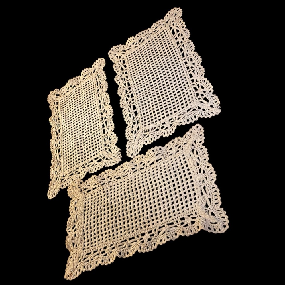 VINTAGE SET of 3 cotton doilies 11.5 x 7